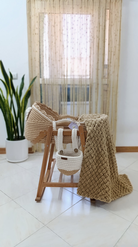 گهواره ی تریکویی نوزاد مدل پاپیون دار